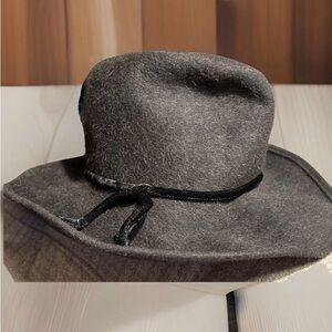 Gray Vintage Wool Fedora.